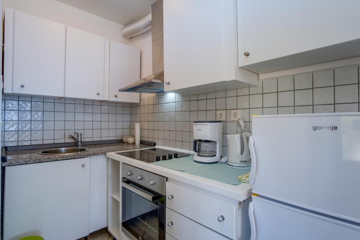 Apartmani Nadalina Veli Lošinj Exterior foto