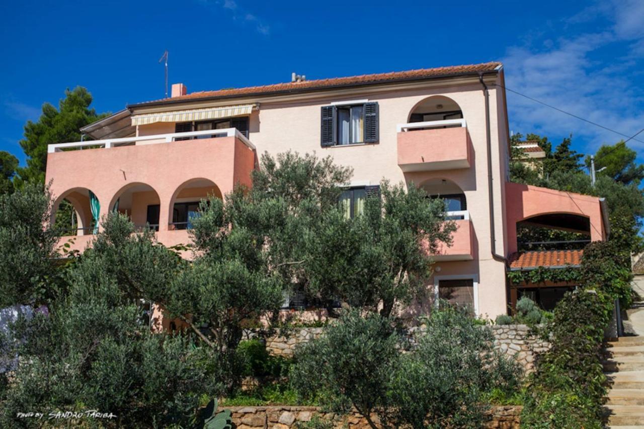 Apartmani Nadalina Veli Lošinj Exterior foto